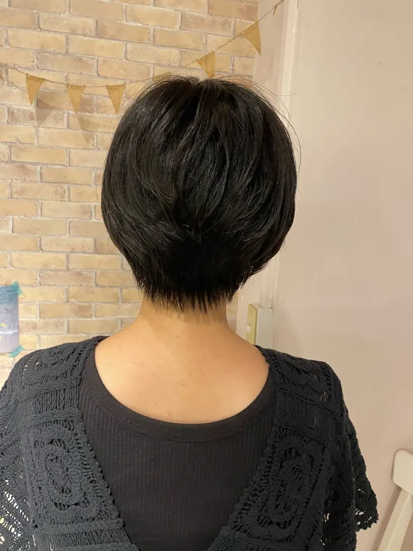 ショート 西野 衣織のヘアスタイル