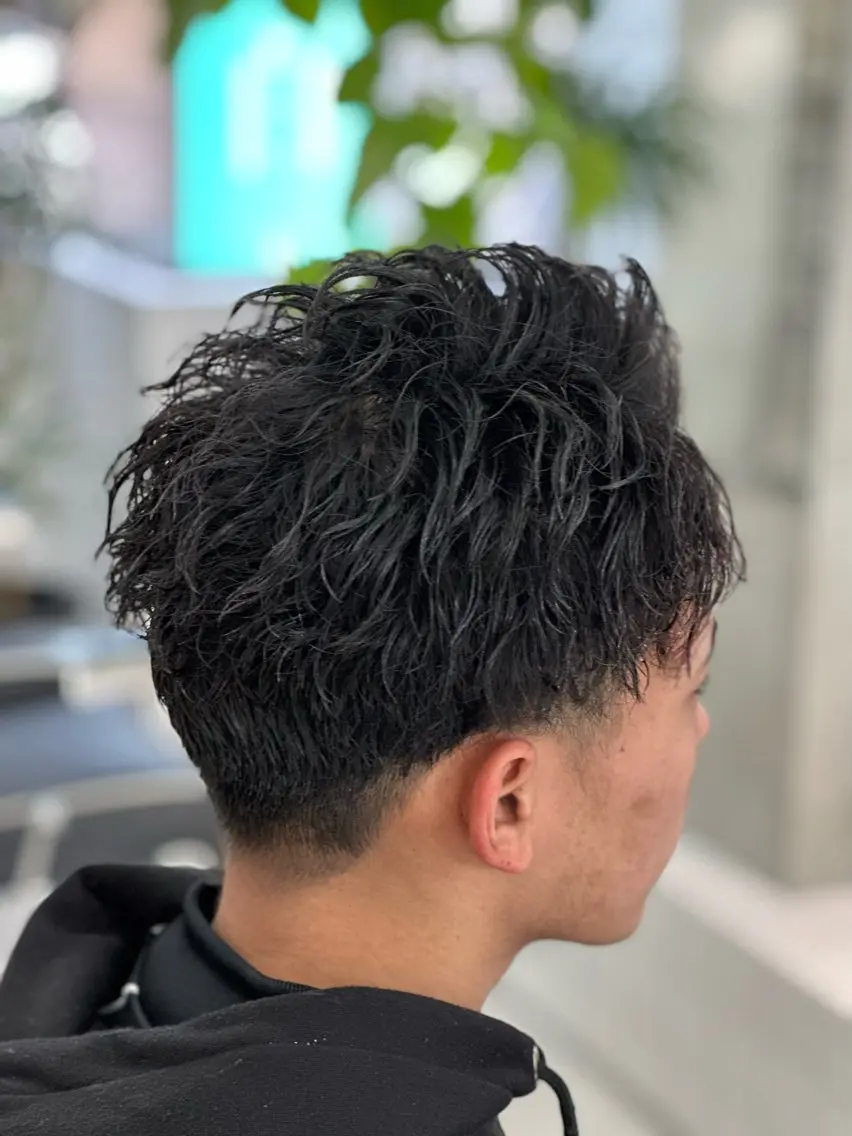パーマ メンズ マッシュ メンズパーマ ツイストスパイラルパーマ スパイラルパーマ 中村 虎のヘアスタイル
