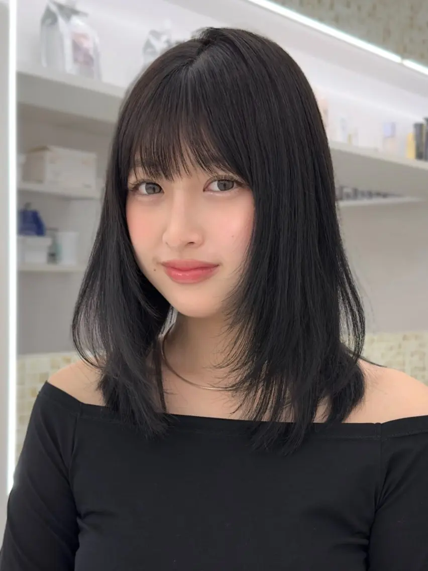 ミディアム ミディアムレイヤー レイヤーカット yume. COA GINZAのヘアスタイル