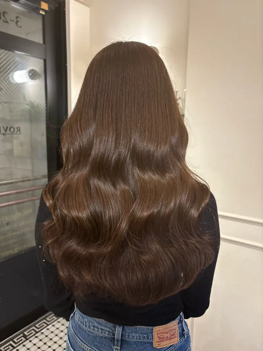 ロング カラー ヘアカラー トリートメント Konomura Neneのヘアスタイル
