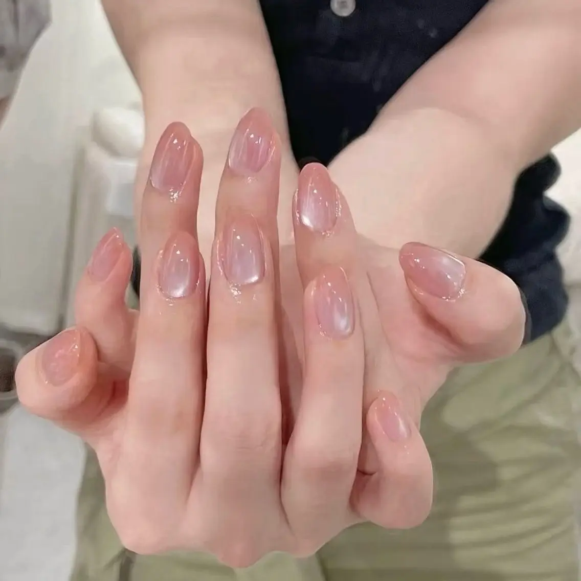 ネイル ジェルネイル 韓国ネイル マグネットネイル オフィスネイル シンプルネイル ハンドネイル Blingg NailStudioのネイルデザイン