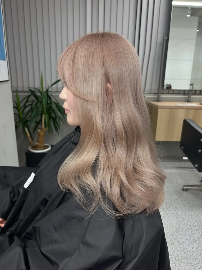 ロング ヘアカラー PELE  原宿 airiのヘアスタイル