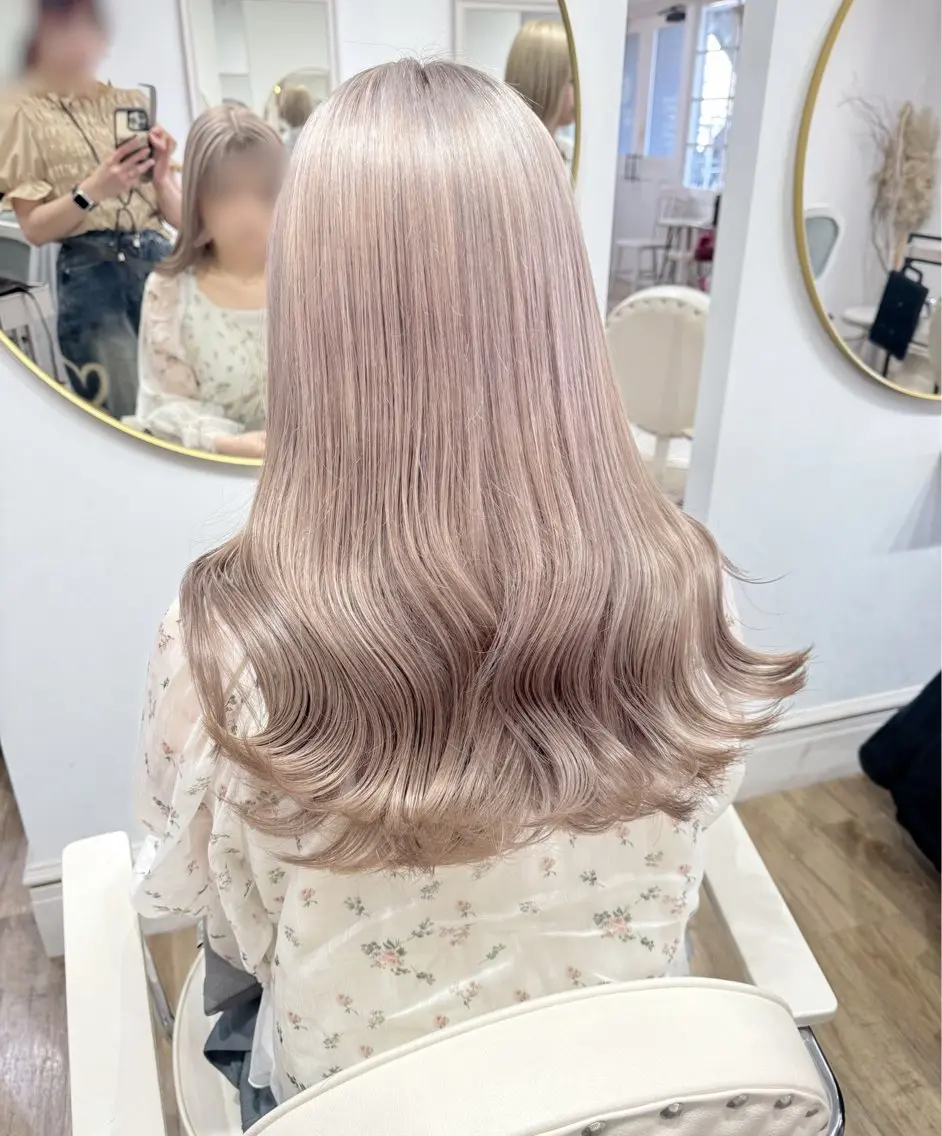 カラー ブリーチ 🌷柔らかクリーミー 🤍kirari🌷のヘアスタイル