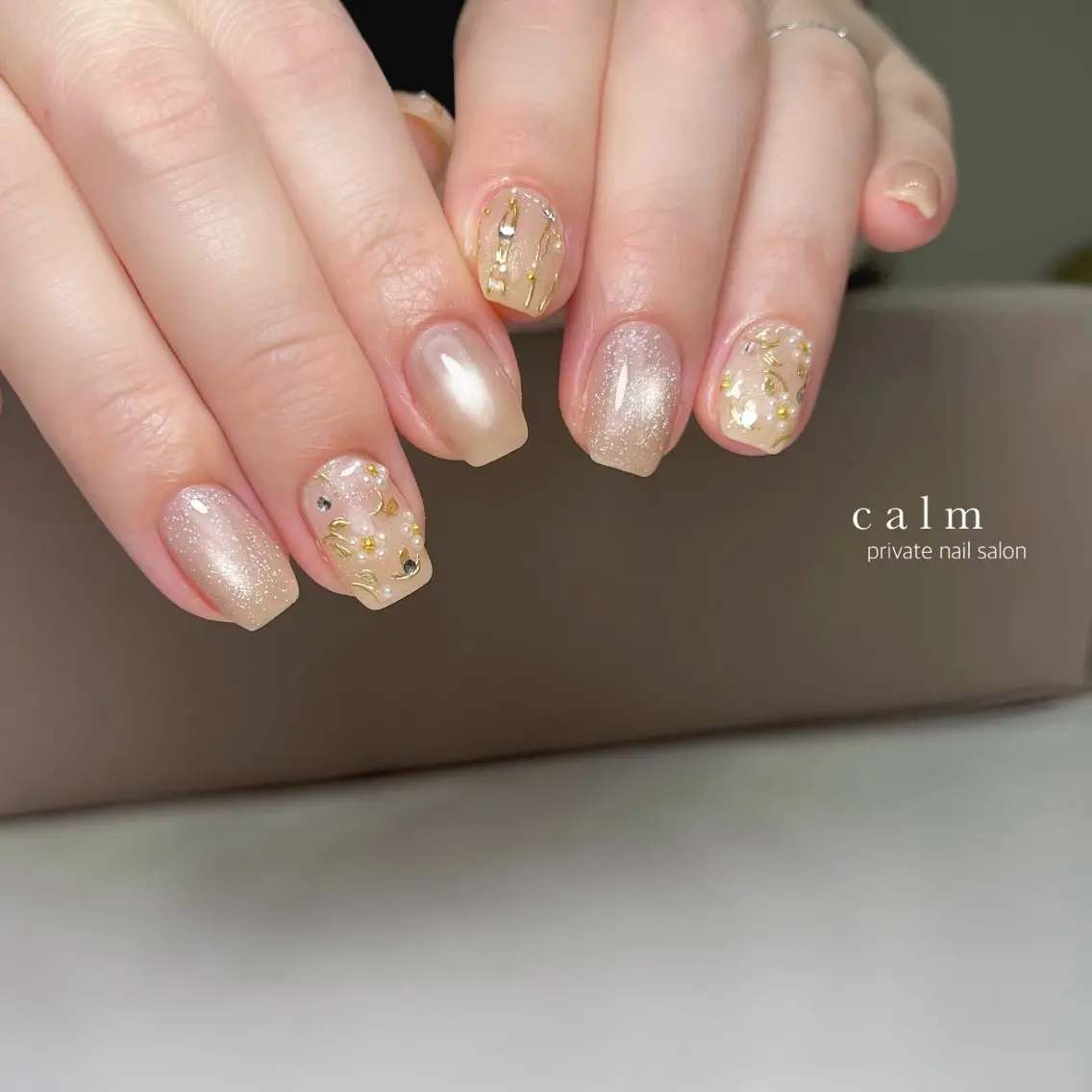 ネイル ハンドネイル calm 〔ｶｰﾑ〕のネイルデザイン