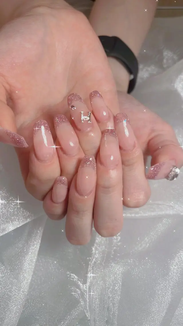 ネイル フラッシュネイル フレンチネイル ラメ(グリッター) ハンドネイル nail salon peachのネイルデザイン
