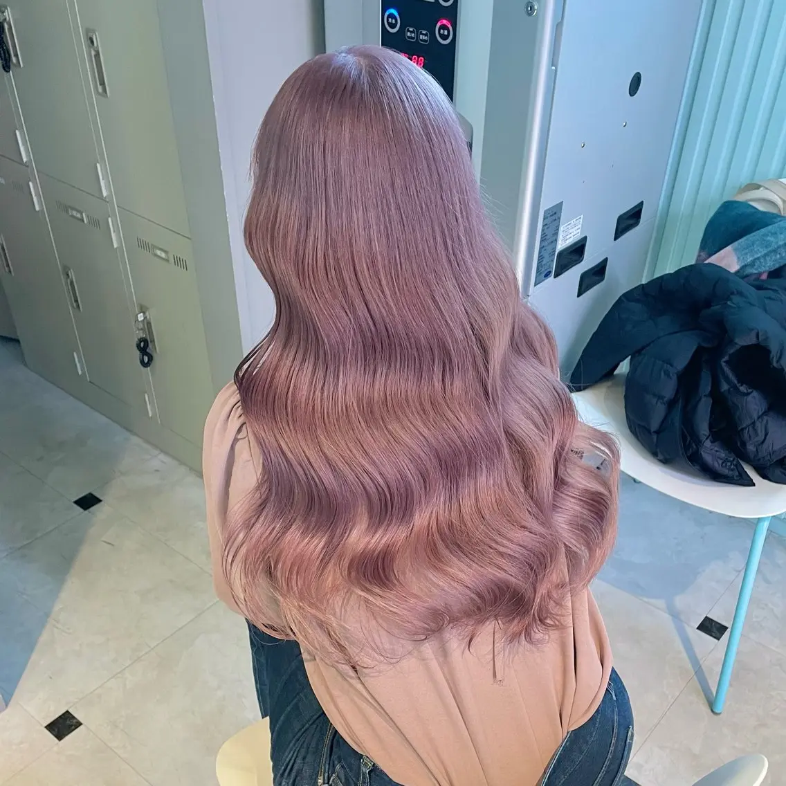 ロング ヘアカラー トリートメント ヘッドスパ ヘアセット 🎀ブリーチなし/ レイヤーカット🎀のヘアスタイル