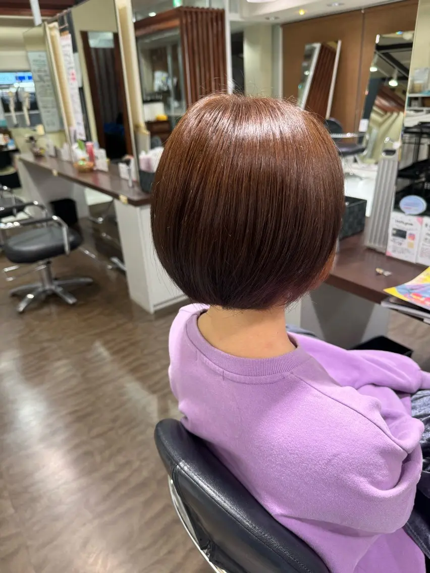 ショート カラー ストレート⭐️ 髪質改善カラー⭐️のヘアスタイル