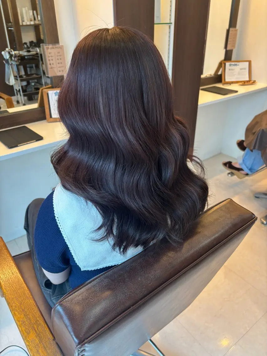セミロング ヘアカラー 山本 詩織のヘアスタイル