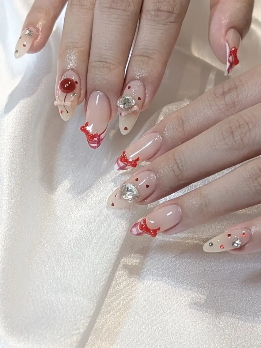 ネイル Lunabloom. yurinaのネイルデザイン