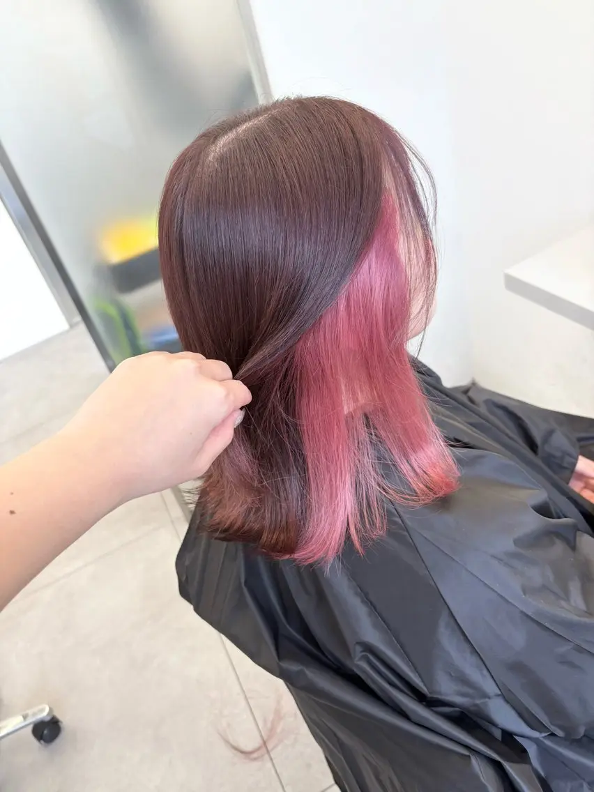 ミディアム カラー ブリーチ インナーカラー ヘアカラー 天野 利咲のヘアスタイル