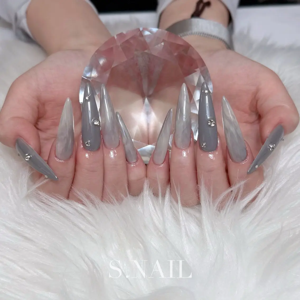 ネイル ハンドネイル S.NAIL Suuのネイルデザイン
