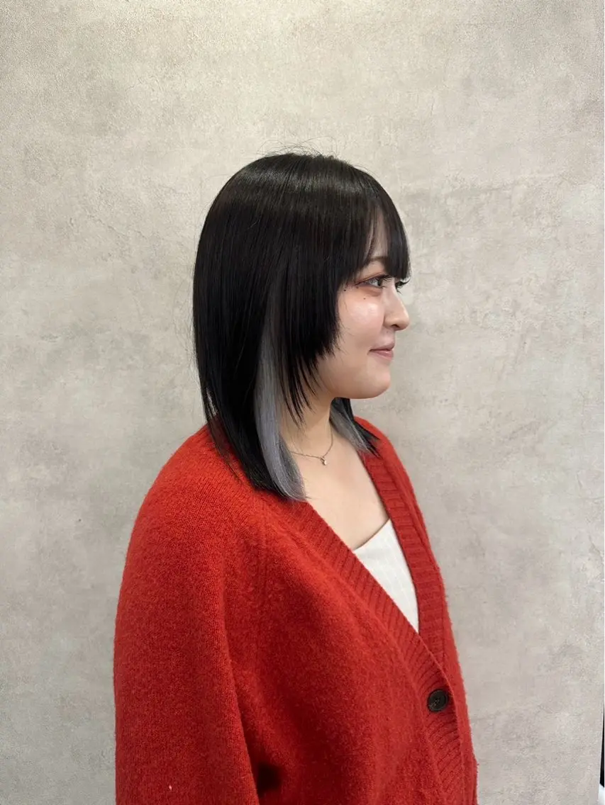 🫧部分ブリーチ(グラデーションやインナー)+オンカラー+ダメージ補習トリートメント🫧の写真