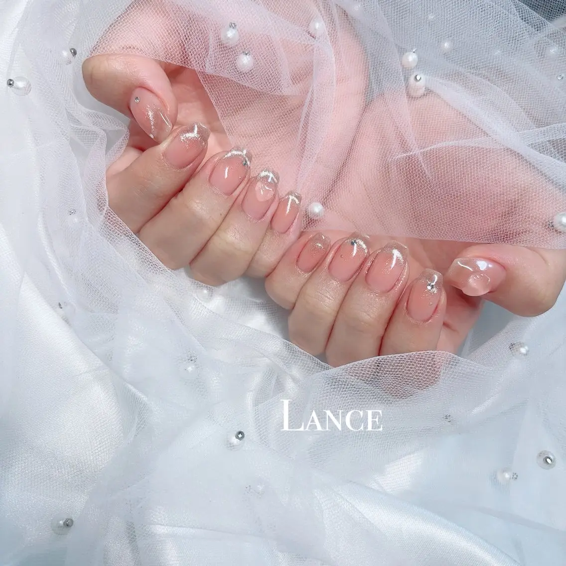 ネイル オーロラネイル フットネイル フレンチネイル キラキラネイル 韓国ネイル Lance nailのネイルデザイン