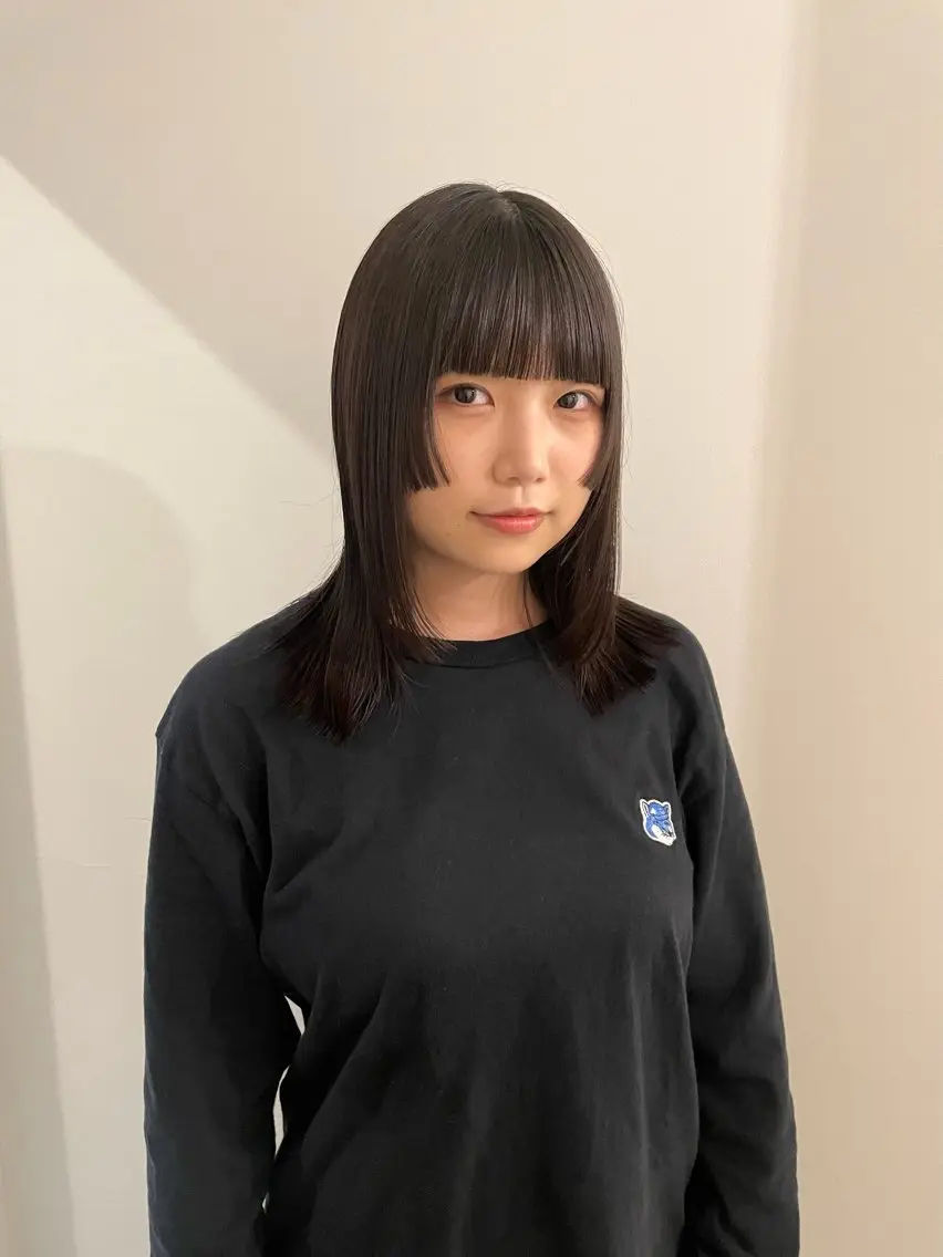 セミロング カラー デザインカット カット ヘアカラー トリートメント 渋谷 留菜のヘアスタイル