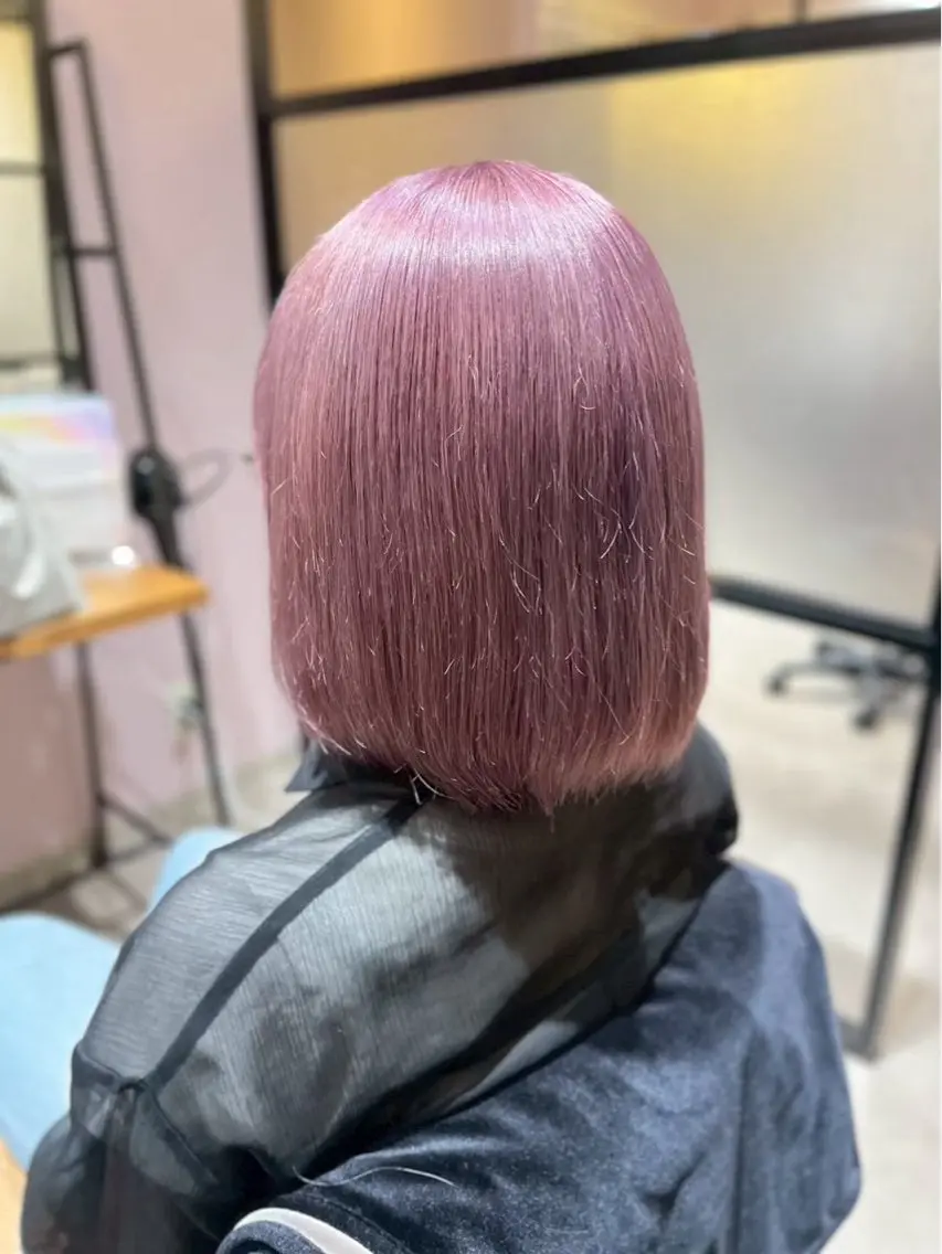 ミディアム ヘアカラー ブリーチ・カットモデ ル募集中🫧高口小春のヘアスタイル