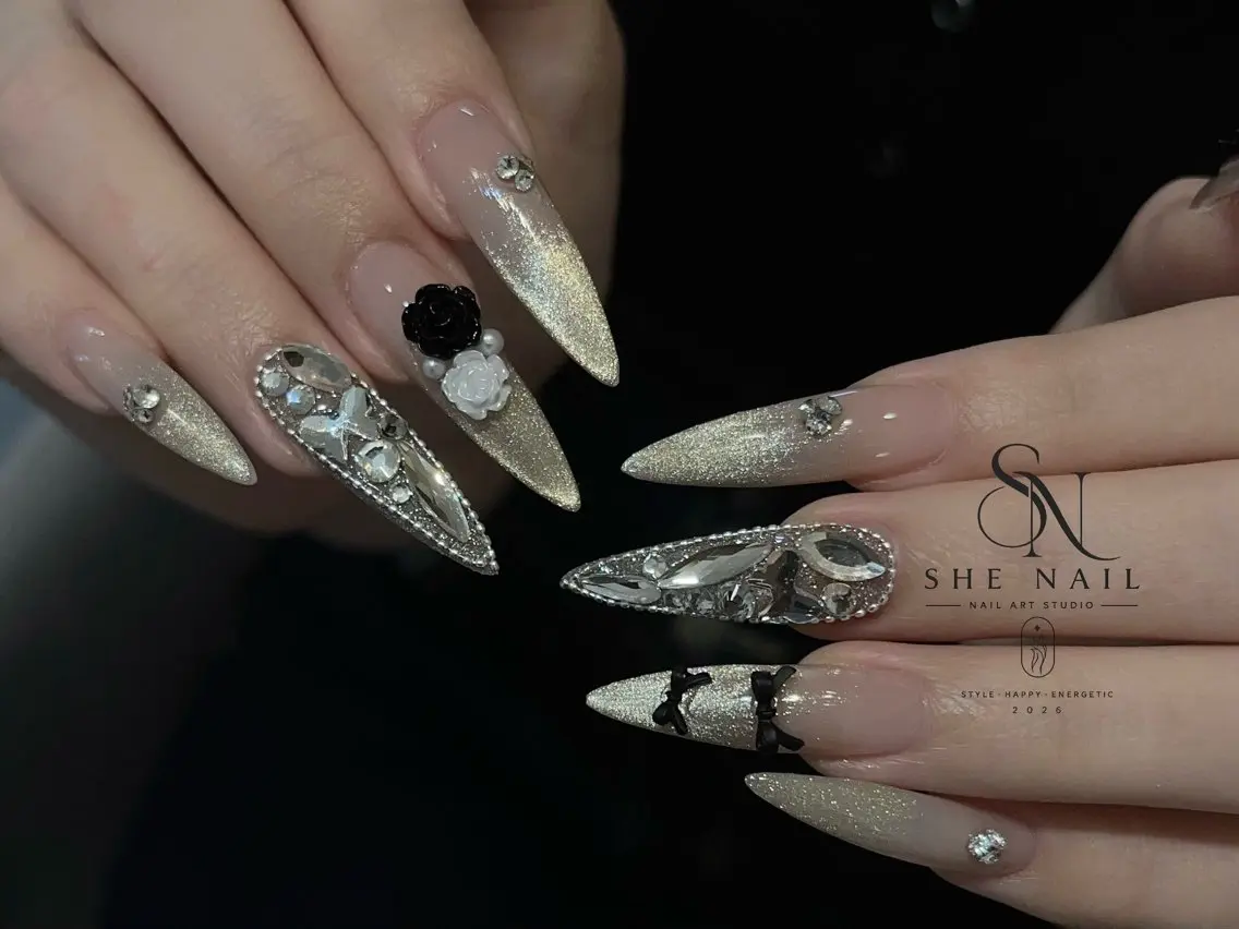 ネイル ハンドネイル 博多 SHE Nailのネイルデザイン