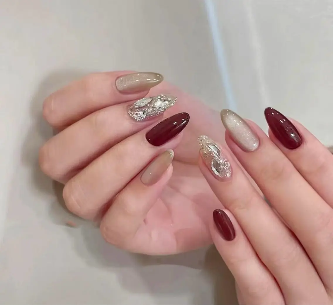 ネイル フラワーネイル フレンチネイル ジェルネイル ガラスフレンチ ハート ハンドネイル BabyYouMi nailのネイルデザイン
