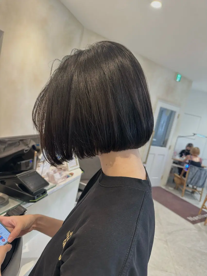 ミディアム ボブ カット トリートメント ニシカワ ユズミのヘアスタイル