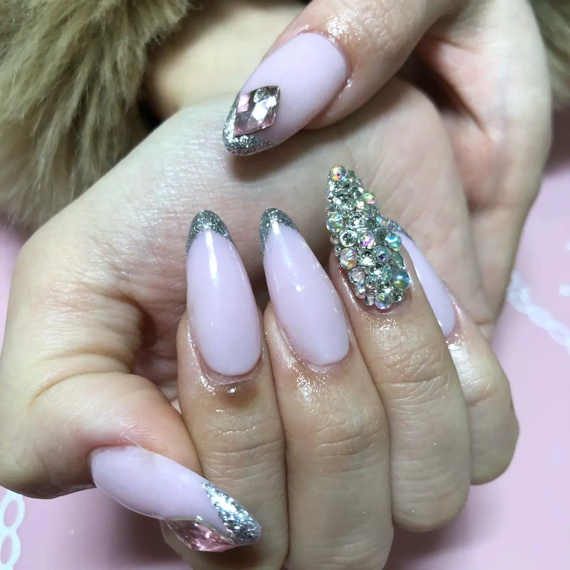 セミロング ネイル フレンチネイル ハンドネイル 《LB》ラブリエ Nail&eyeのマツエク・マツパデザイン