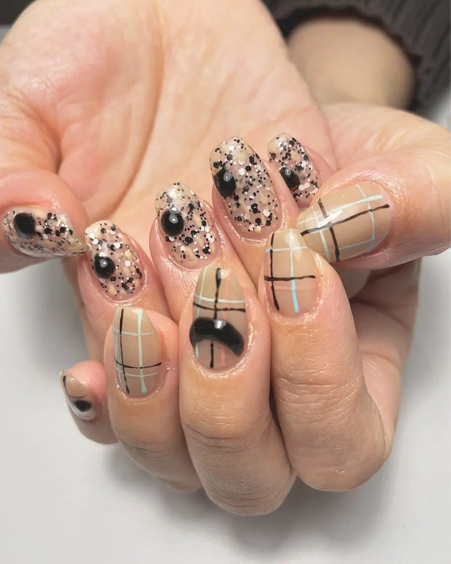 セミロング EyeBlow. Nail Salonの眉毛・アイブロウイメージ