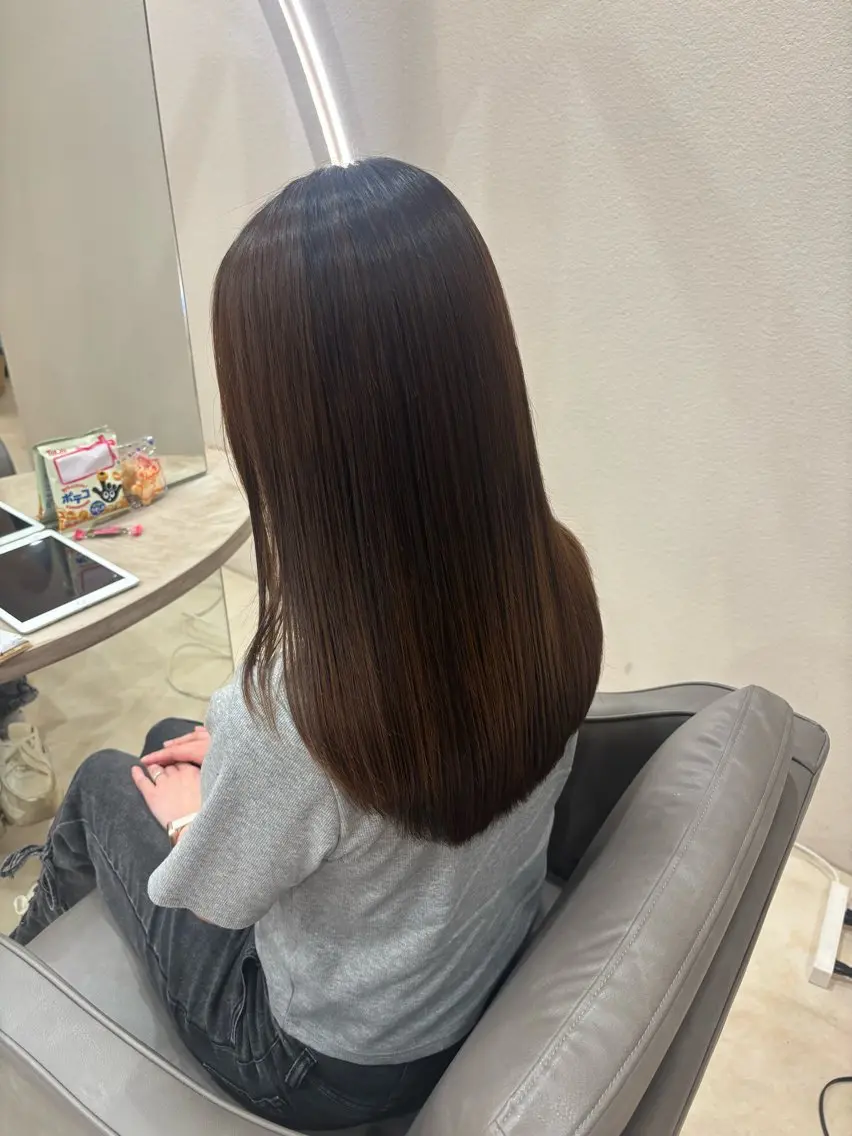 セミロング 縮毛矯正 ハラダ ヒナミのヘアスタイル