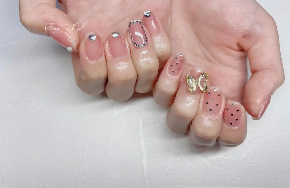 ネイル Flower nailのネイルデザイン