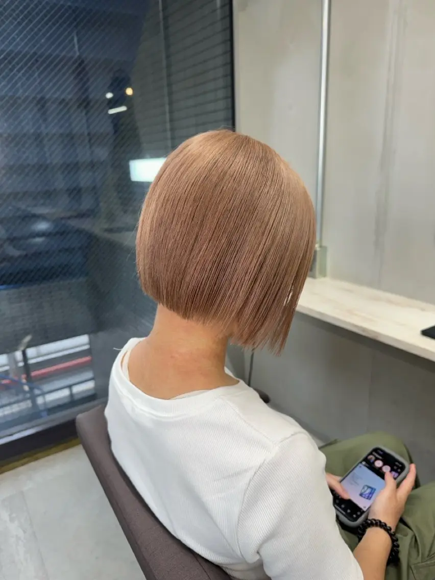 ショート ヘアカラー 助宗 塁のヘアスタイル