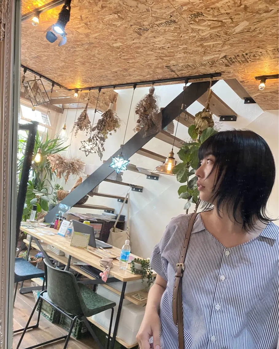 ミディアム レイヤーカット ウルフカット カット ヘアーサロン アルカンシエルのヘアスタイル
