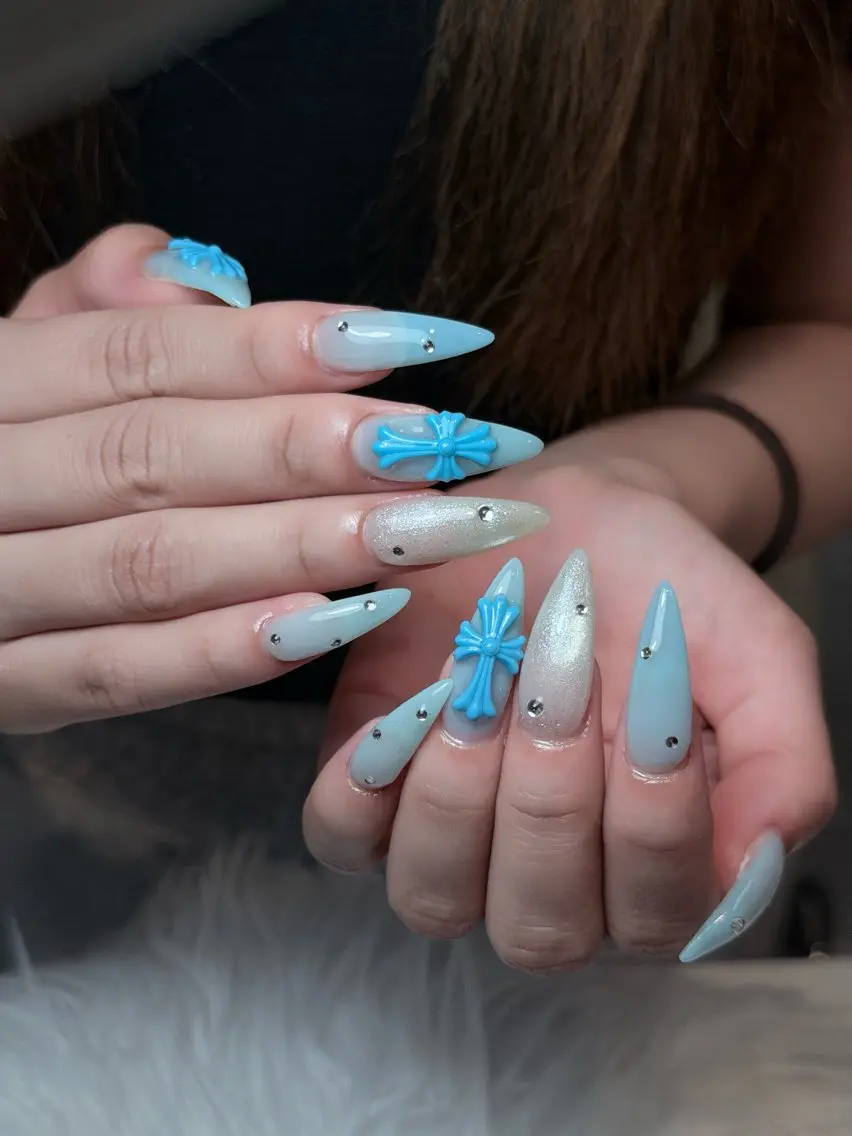 ネイル チークネイル ドット フレンチネイル グラデーション ハート ハンドネイル Julli NailStudioのネイルデザイン