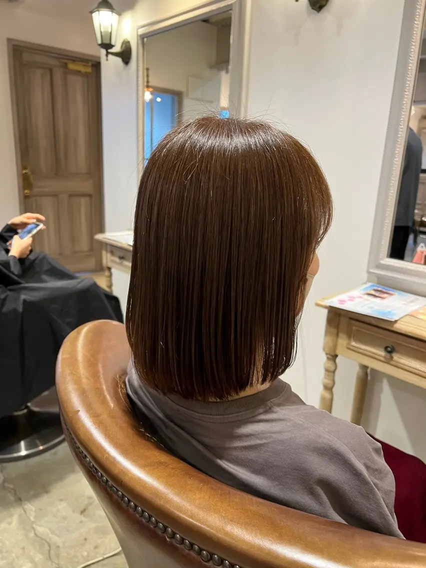 ショート カラー ひがし はるなのヘアスタイル