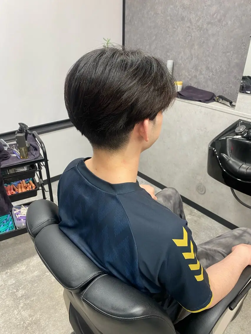 ショート メンズ センターパート 刈り上げ カット メンズ専門美容師 BORDO/神谷のヘアスタイル