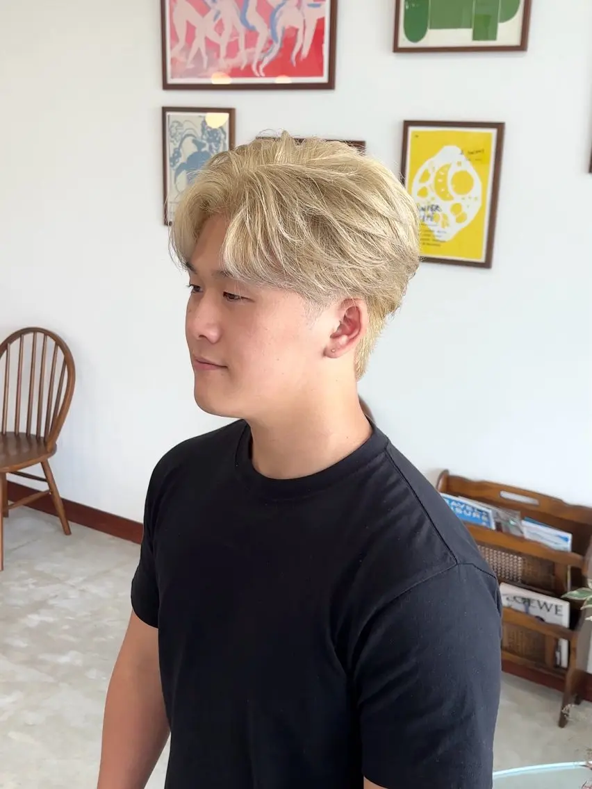カラー メンズ メンズハイトーン ハイトーンカラー 中原 佑（店長）のヘアスタイル