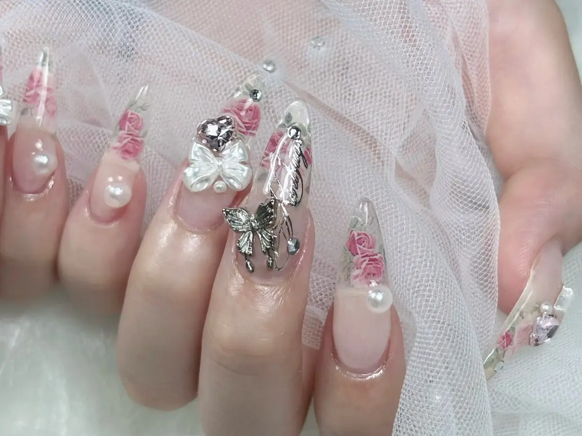 ネイル 長さ出し キラキラネイル 韓国ネイル ロングネイル 夏ネイル ハンドネイル Sully Nail Labのネイルデザイン
