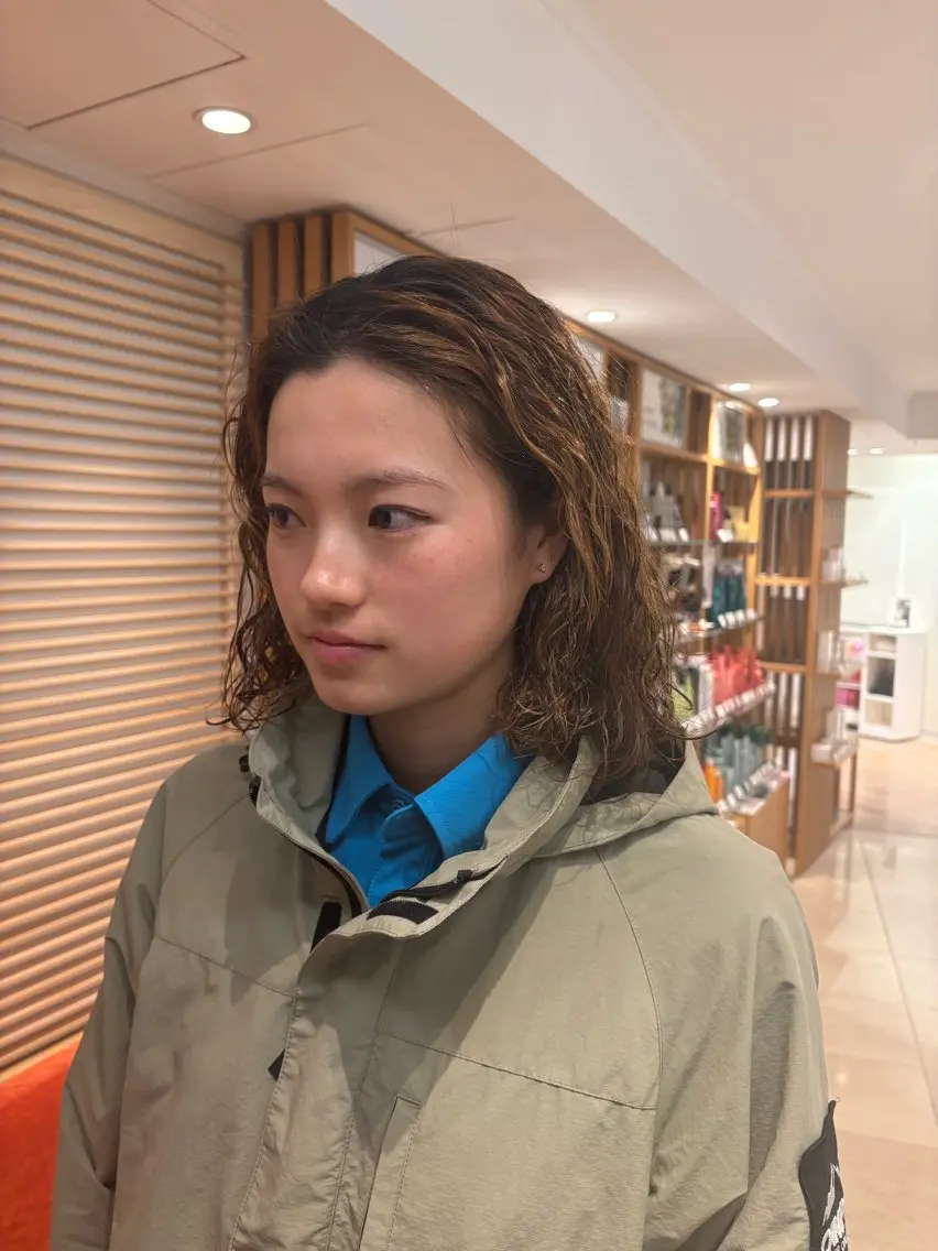 パーマ カット パーマ 透明感🌿縮毛矯正 🫧真生のヘアスタイル