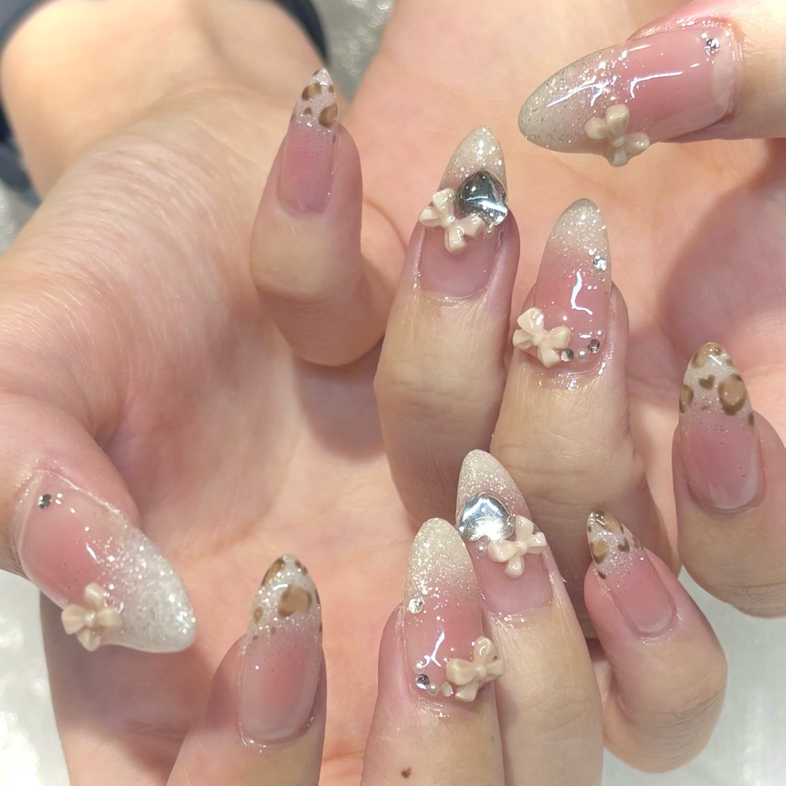 ネイル ハンドネイル 橋元 珠梨のネイルデザイン