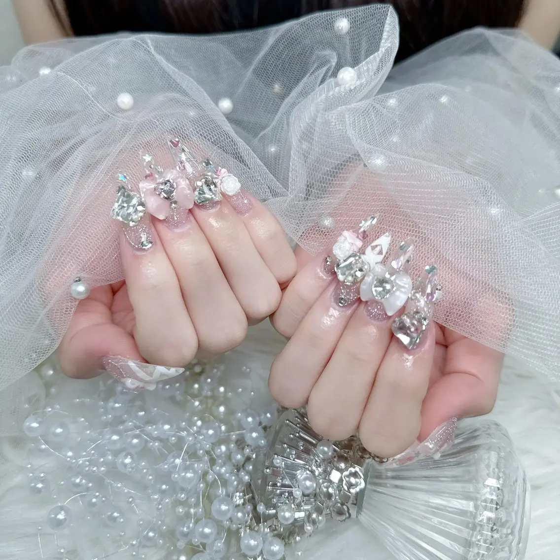 ネイル オーロラネイル チークネイル フラッシュネイル フレンチネイル ジェルネイル ハンドネイル ハンドケア Miyu Nailのネイルデザイン