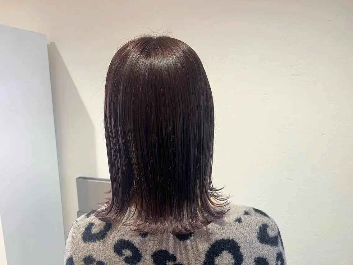 ミディアム カラー 蓮見 友里のヘアスタイル