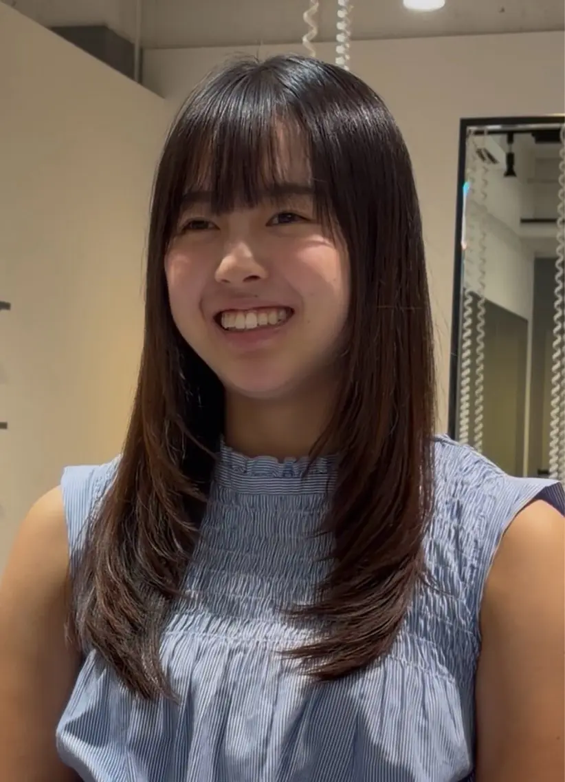ロング 真下 瑞歩のヘアスタイル