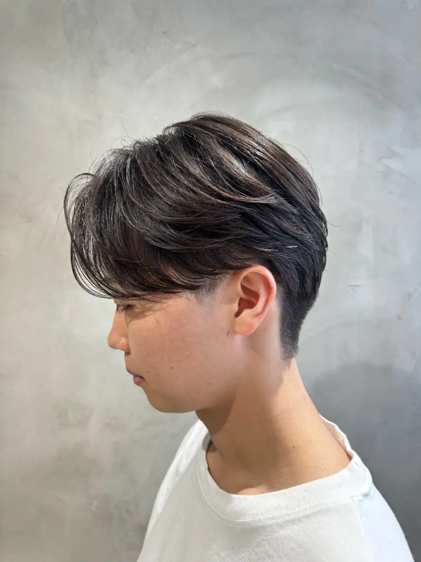 ショート パーマ メンズ センターパート メンズパーマ ニュアンスパーマ 横浜/レイヤー/ カネコのヘアスタイル
