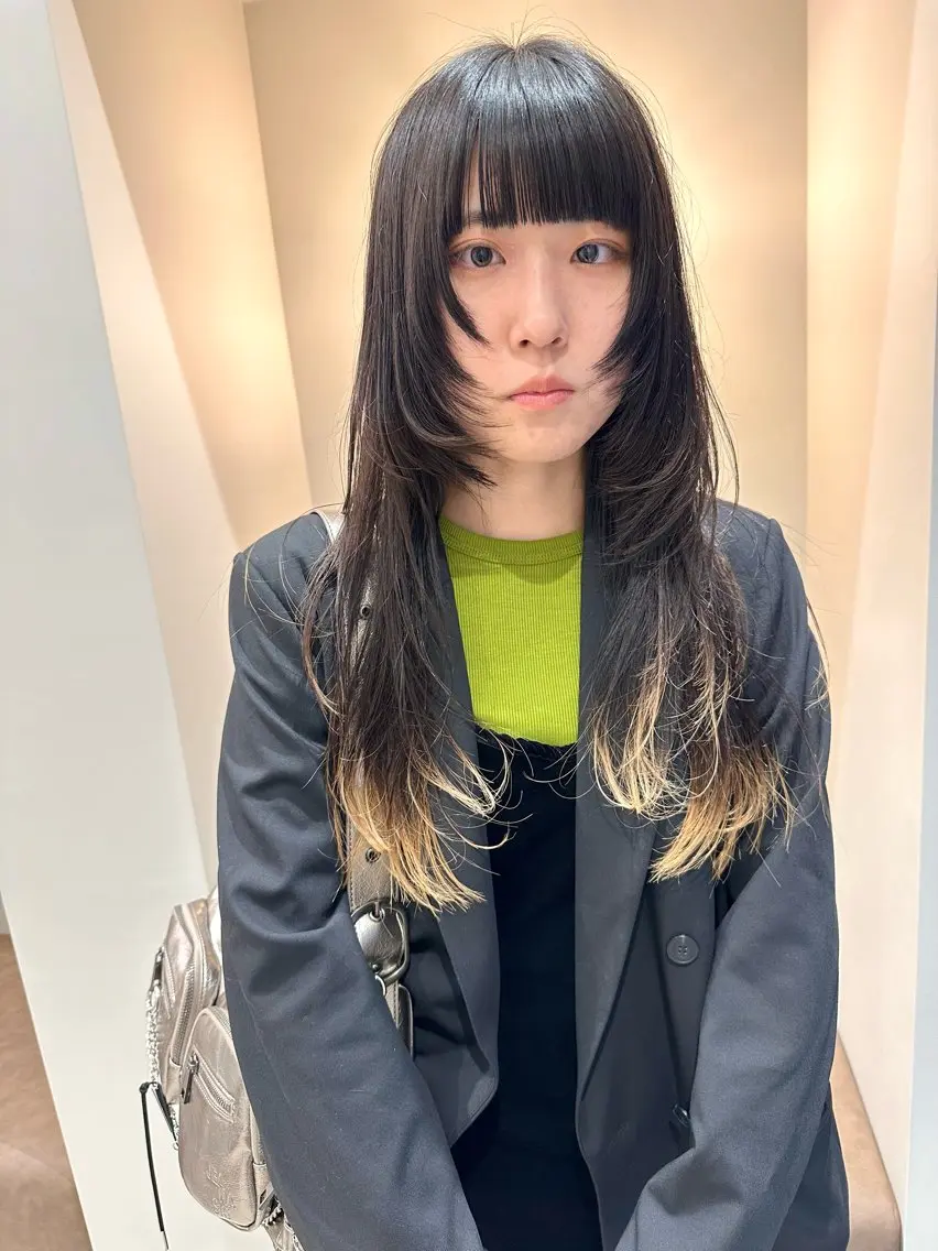 ロング カット ヘアカラー トリートメント 半個室サロン🫧 ササキアヤカのヘアスタイル