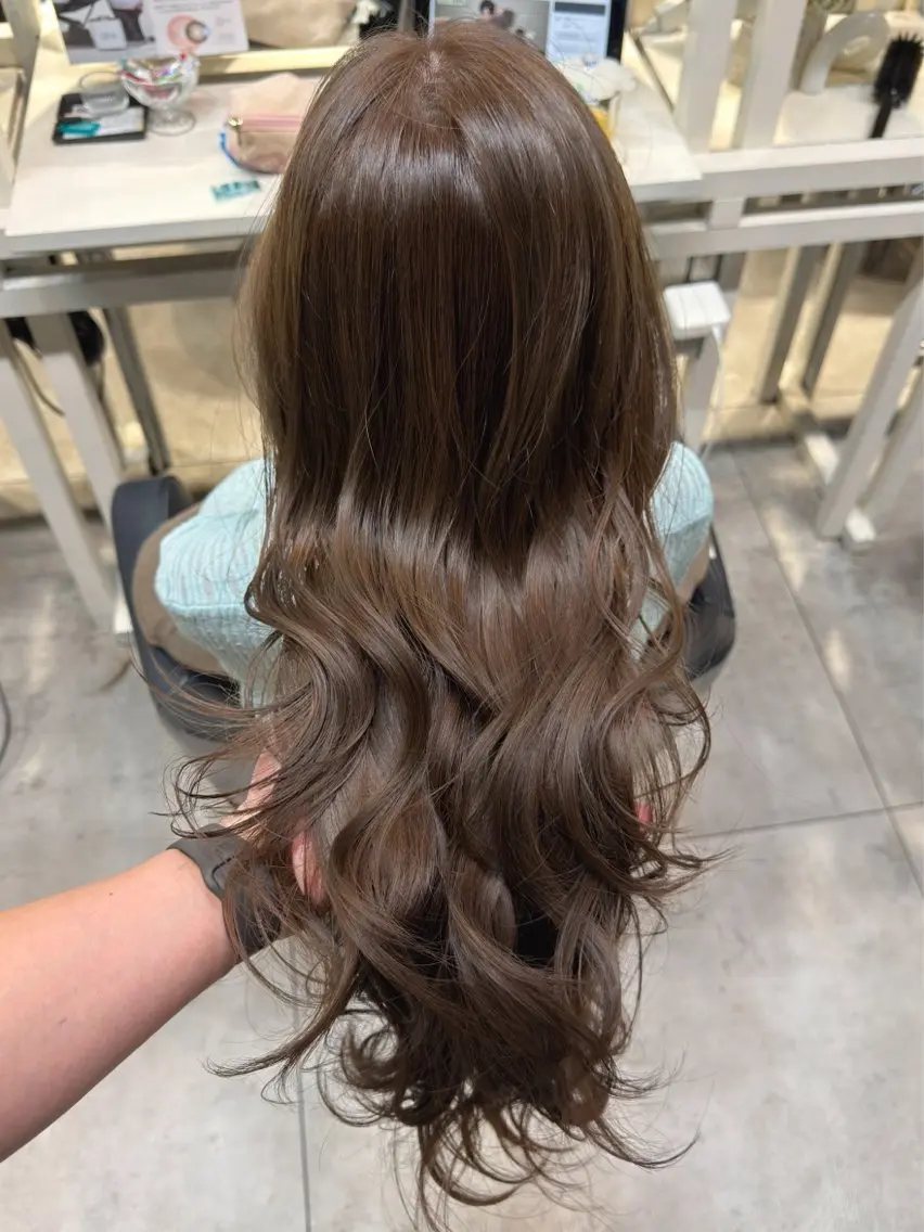 ロング カット ヘアカラー 恵比寿結べるレイヤー 地毛風カラー大場のヘアスタイル