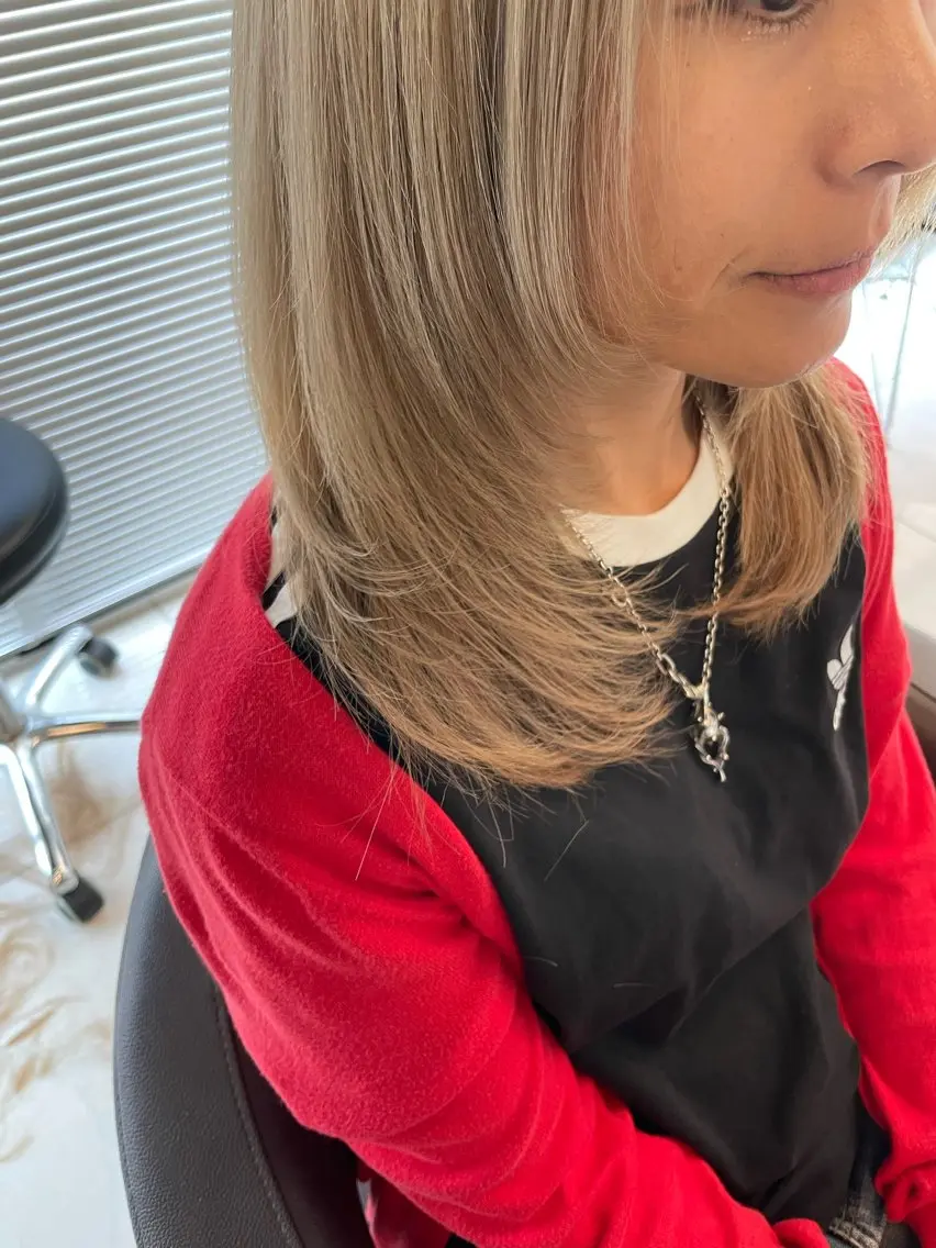 セミロング レイヤーカット カット 檜皮 夢子のヘアスタイル