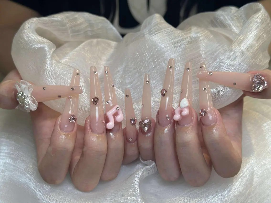 ネイル アートネイル ジェルネイル ネイルチップ Jenn Nail Salonのネイルデザイン