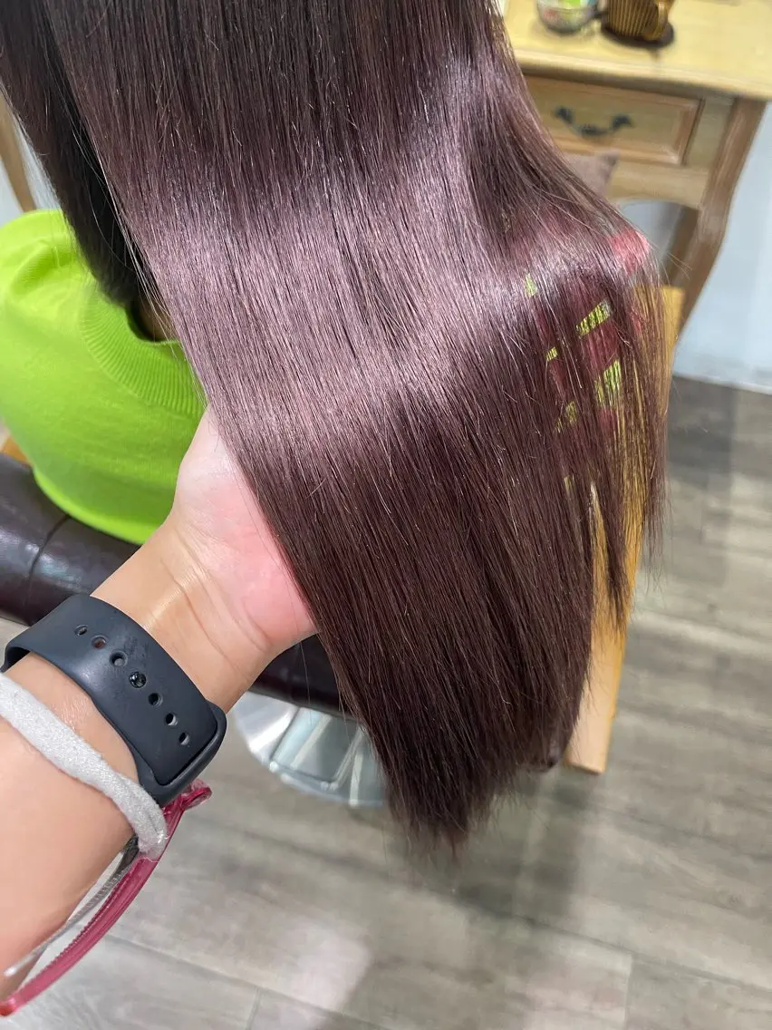 ロング カラー ヘアカラー トリートメント Felice Erikaのヘアスタイル