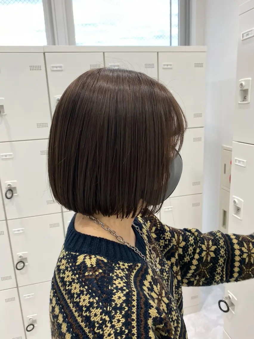 ショート カラー センターパート特化 井上健太のヘアスタイル