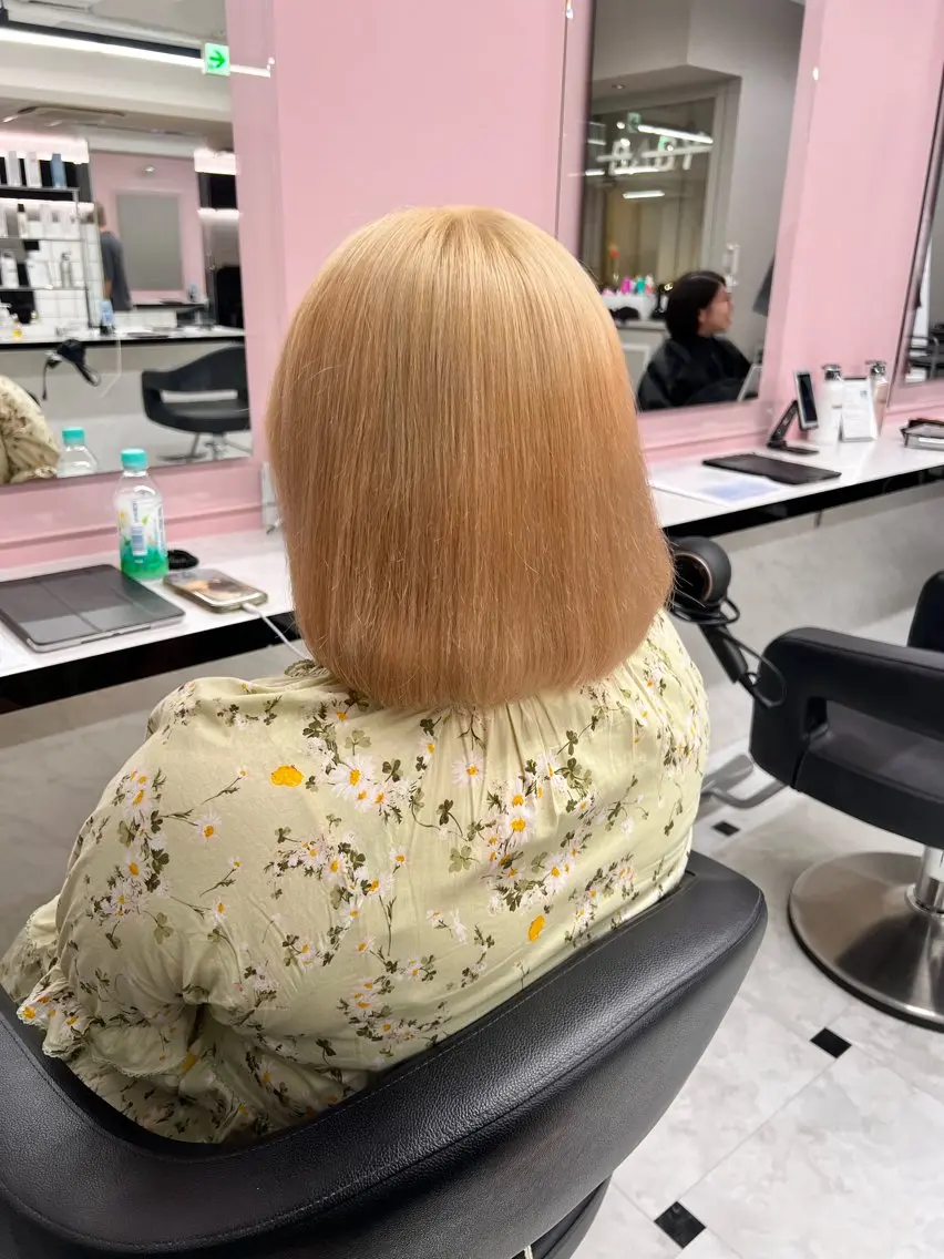 ミディアム カラー ヘアアレンジ カット ヘアカラー トリートメント ヘッドスパ ヘアセット 💕上野美容師☁ ブリーチ💖サワのヘアスタイル