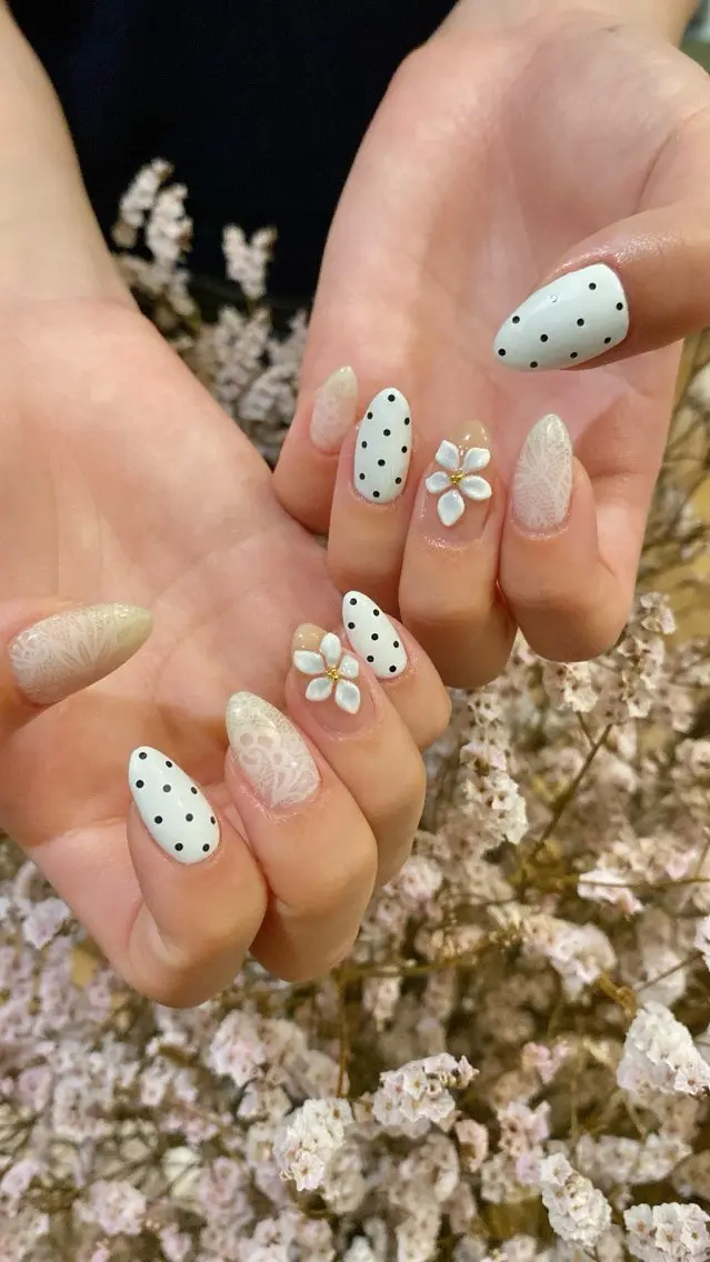 ネイル ハンドネイル crystal ⭐︎ colorのネイルデザイン