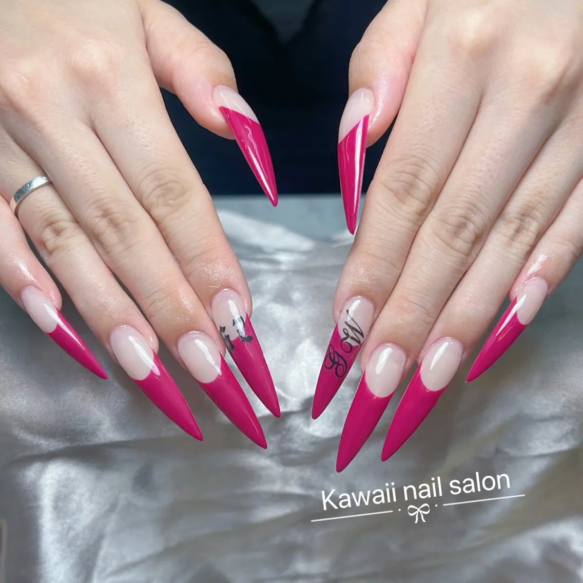 ネイル ドット フレンチネイル 韓国ネイル マグネットネイル オフィスネイル Kawaii Nail Salonのネイルデザイン
