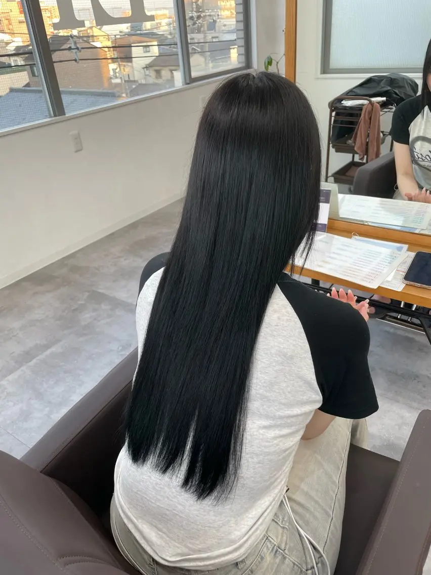 ロング 渡辺 皐志 Li's 布施のヘアスタイル