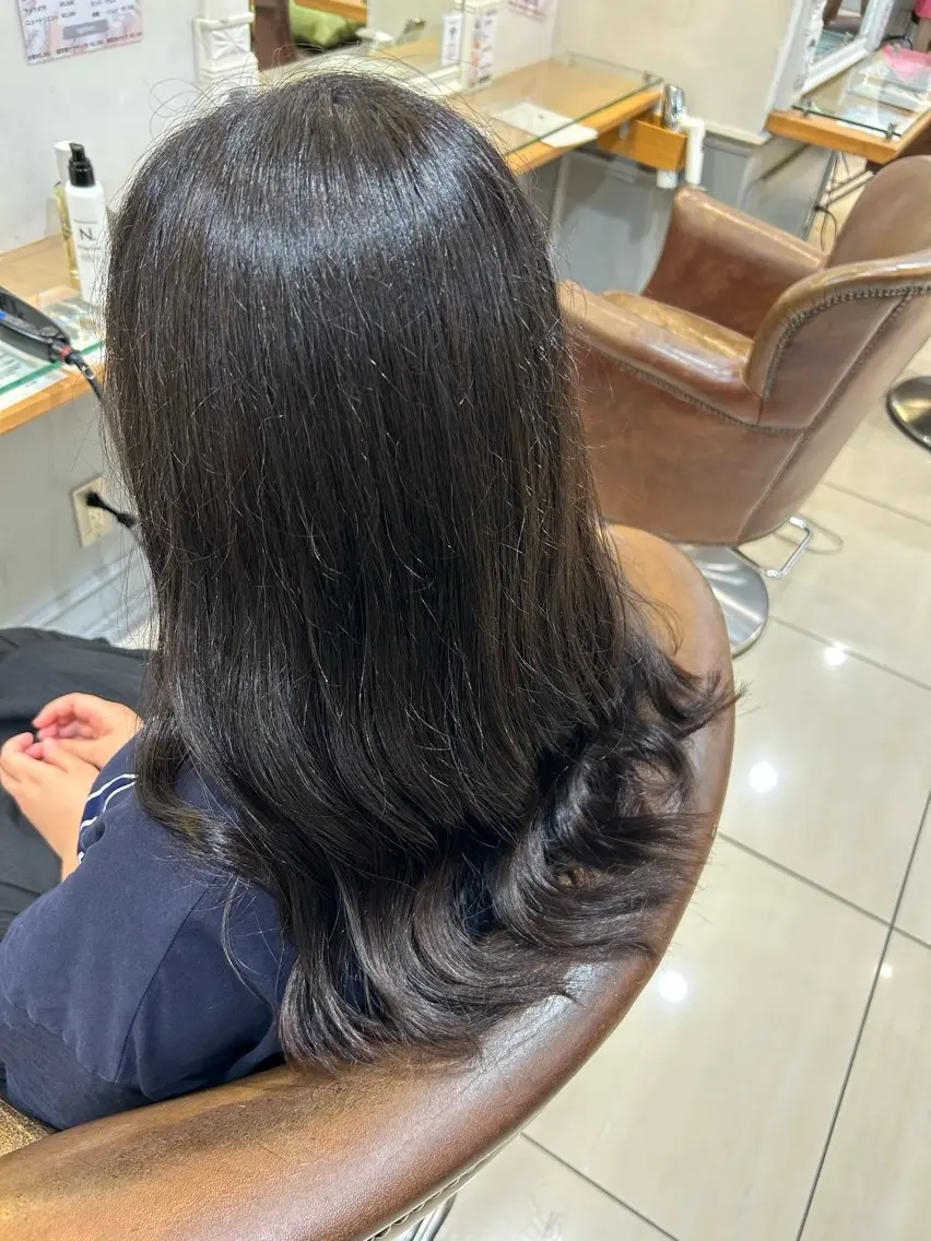 セミロング 韓国ヘアー🇰🇷 MIWAのヘアスタイル